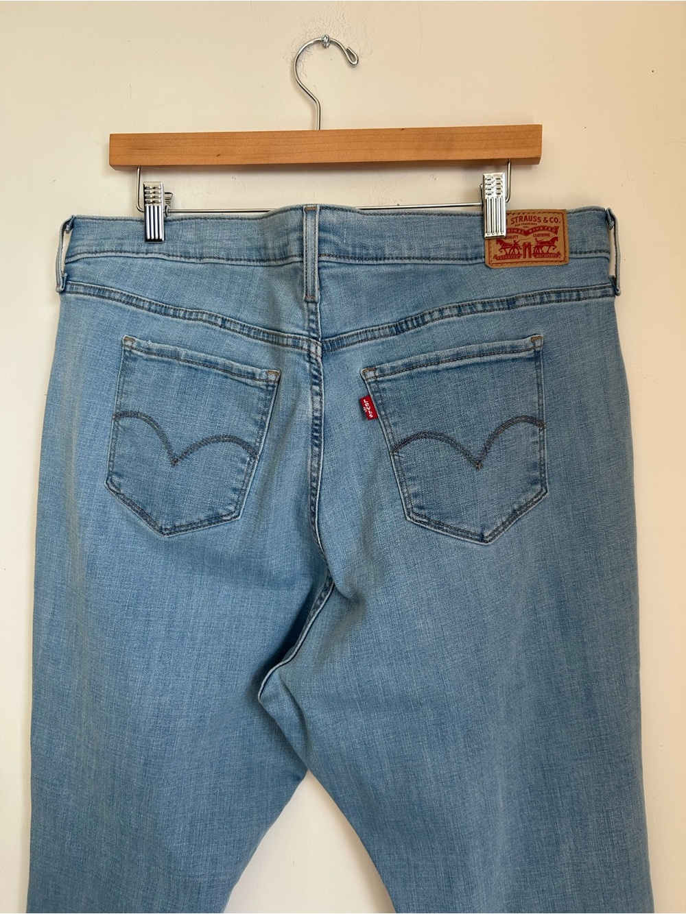 Levi's 721 Blue Straight Leg Women's Jeans - Signature Red Tab